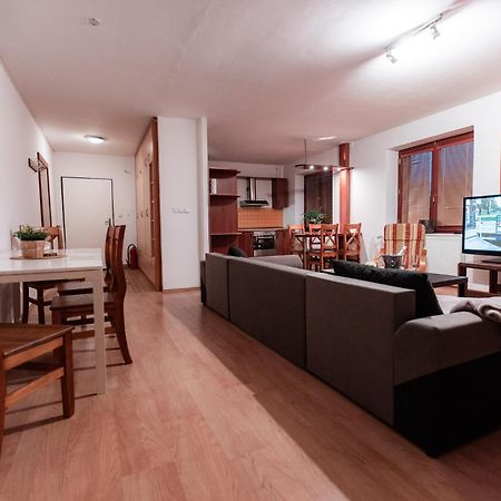 Hotel Rozkos Česká Skalice 外观 照片