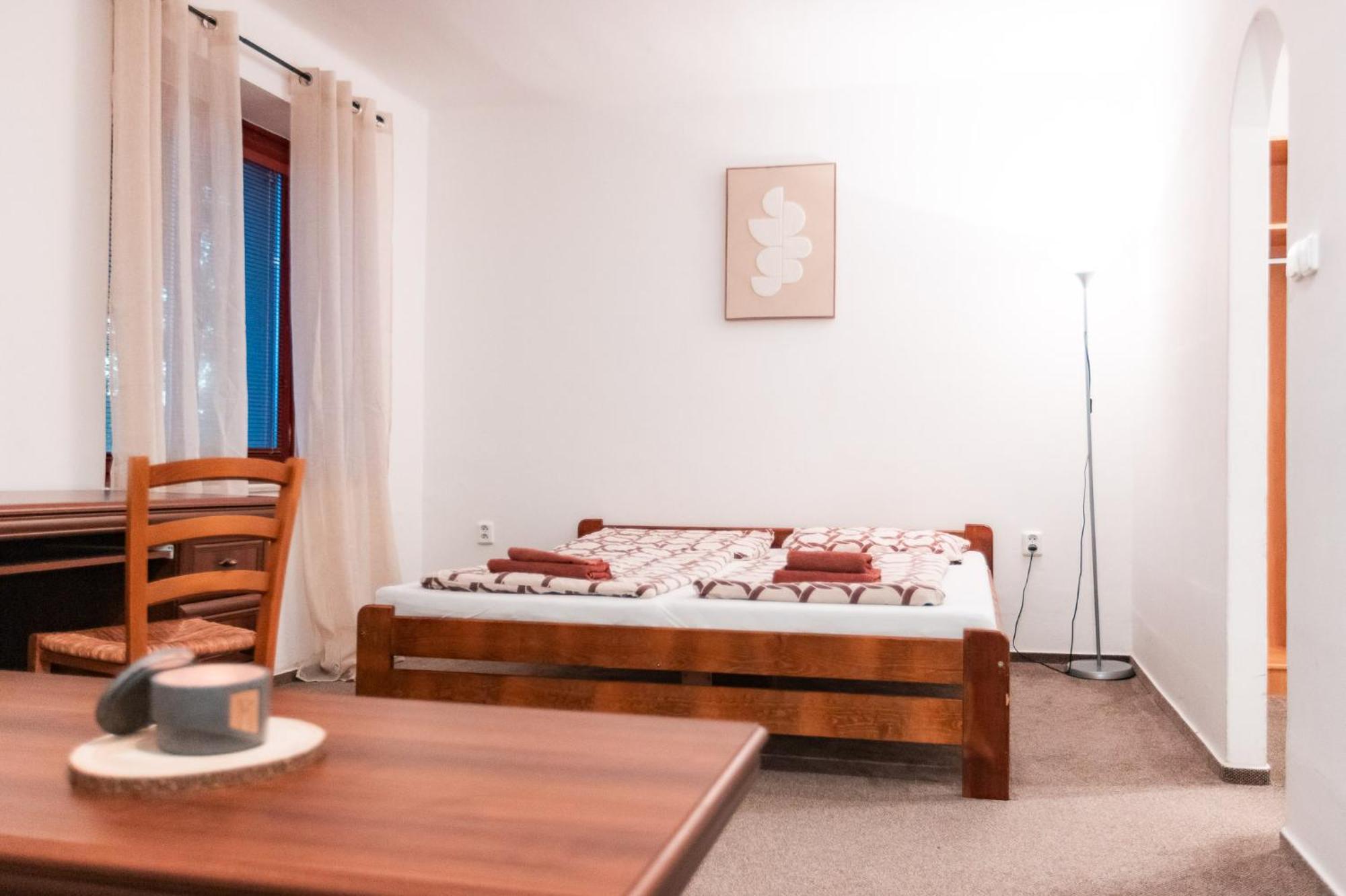 Hotel Rozkos Česká Skalice 外观 照片