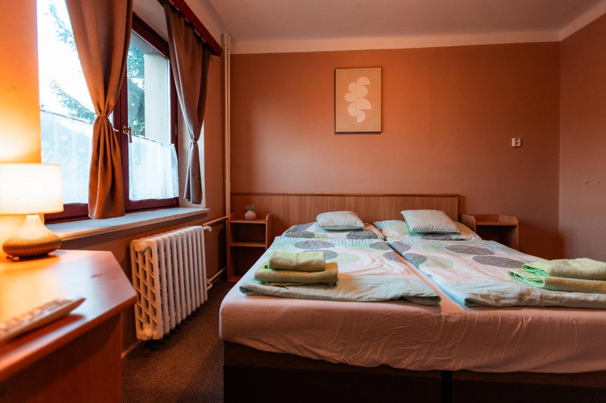 Hotel Rozkos Česká Skalice 外观 照片
